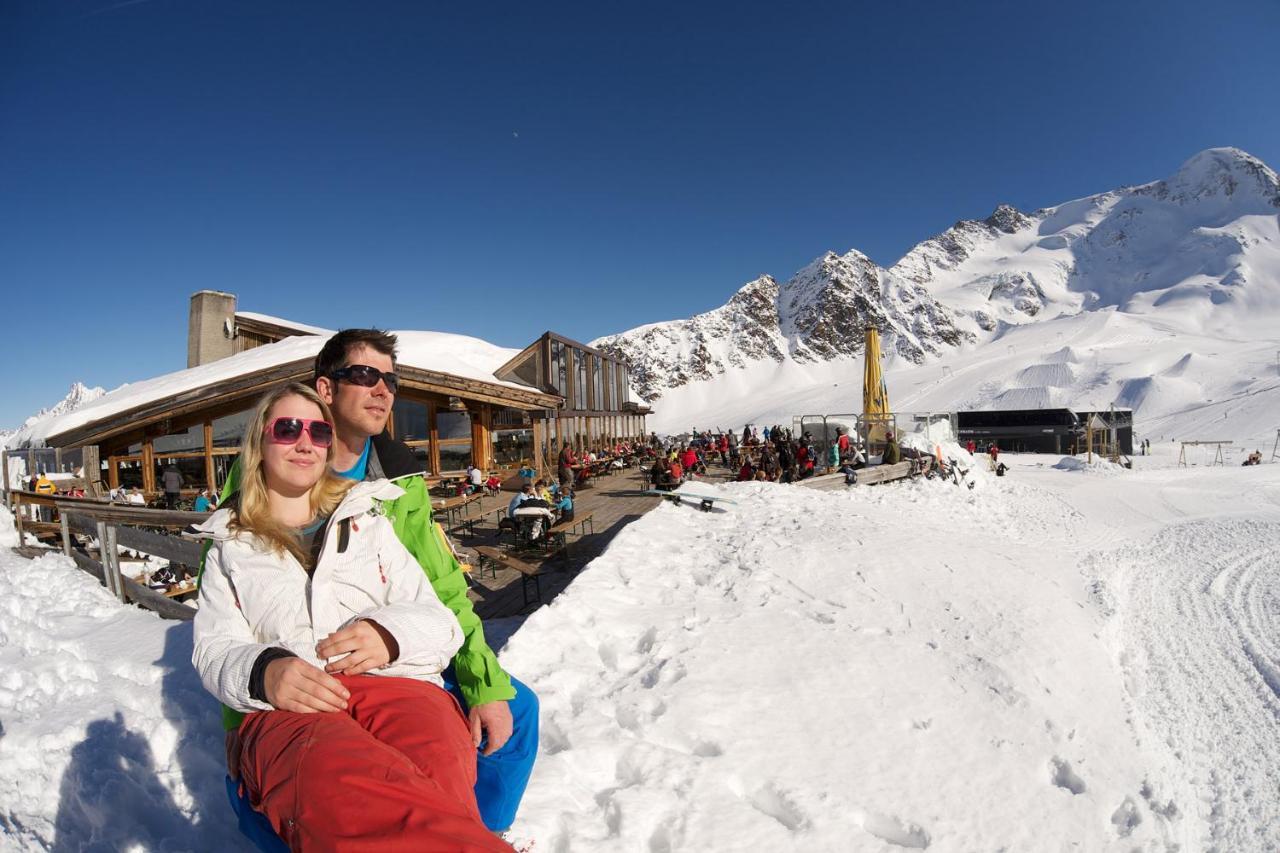 Hotel Jägerhof Kaunertal Exteriör bild