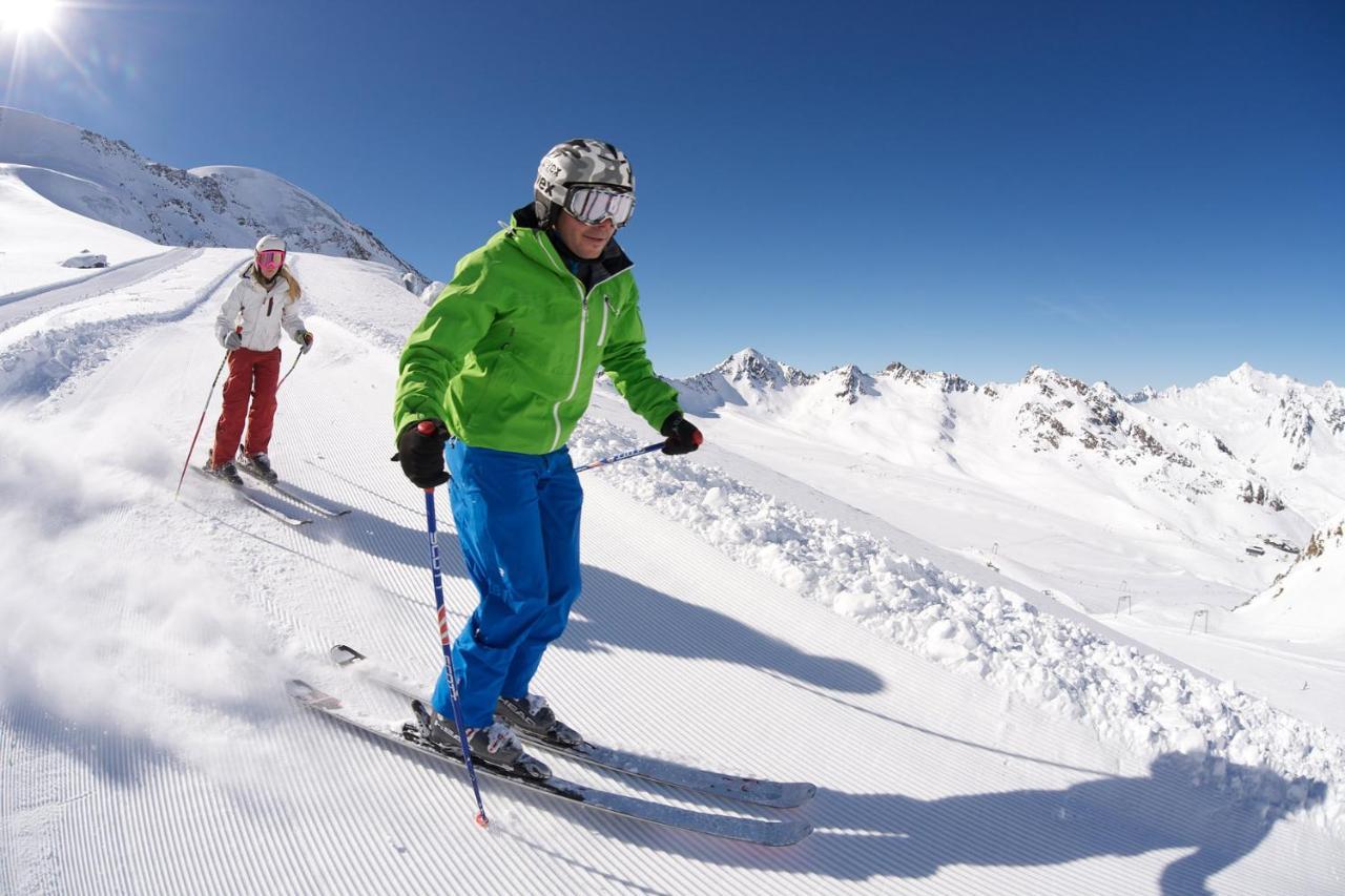 Hotel Jägerhof Kaunertal Exteriör bild
