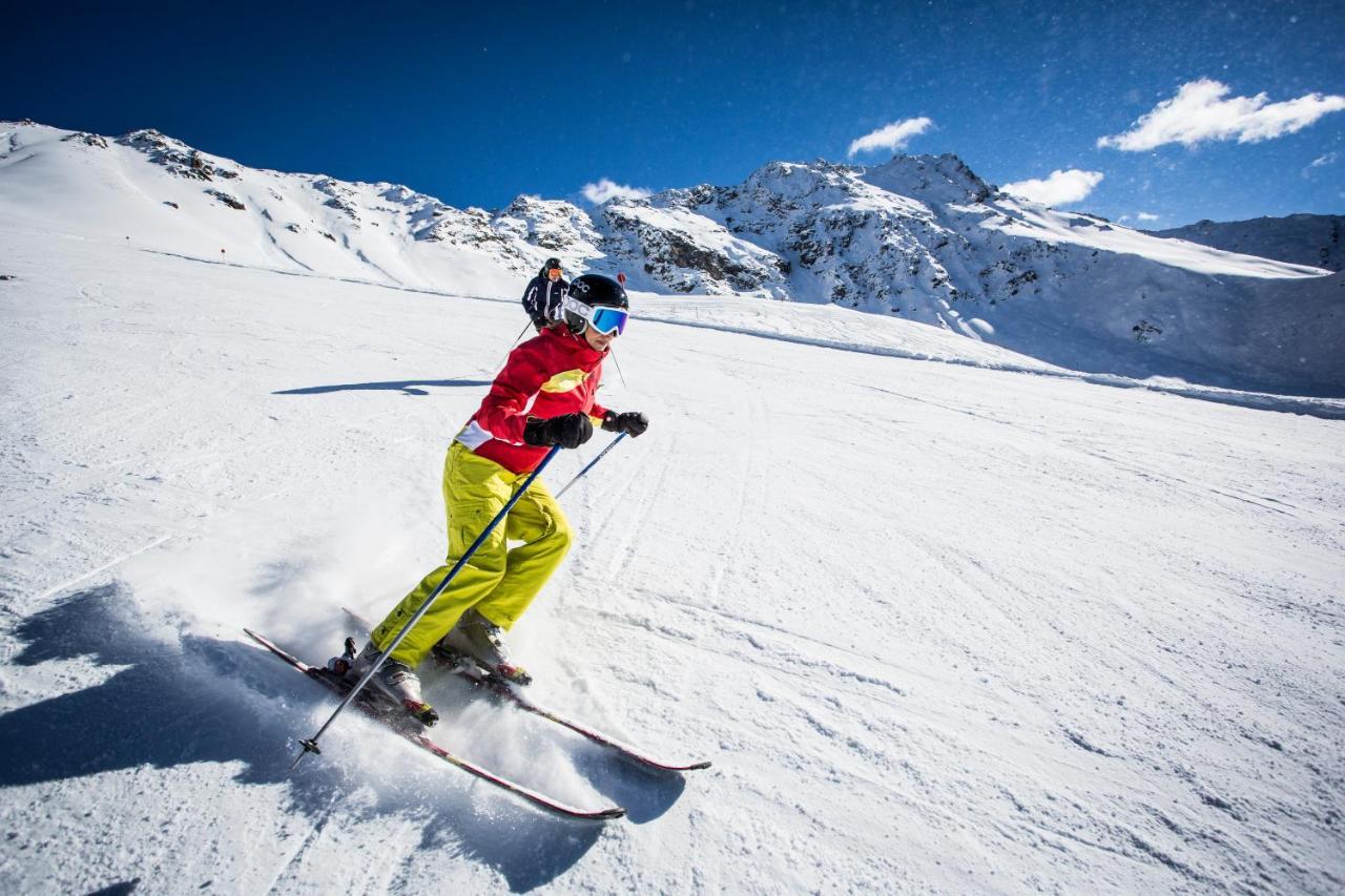 Hotel Jägerhof Kaunertal Exteriör bild