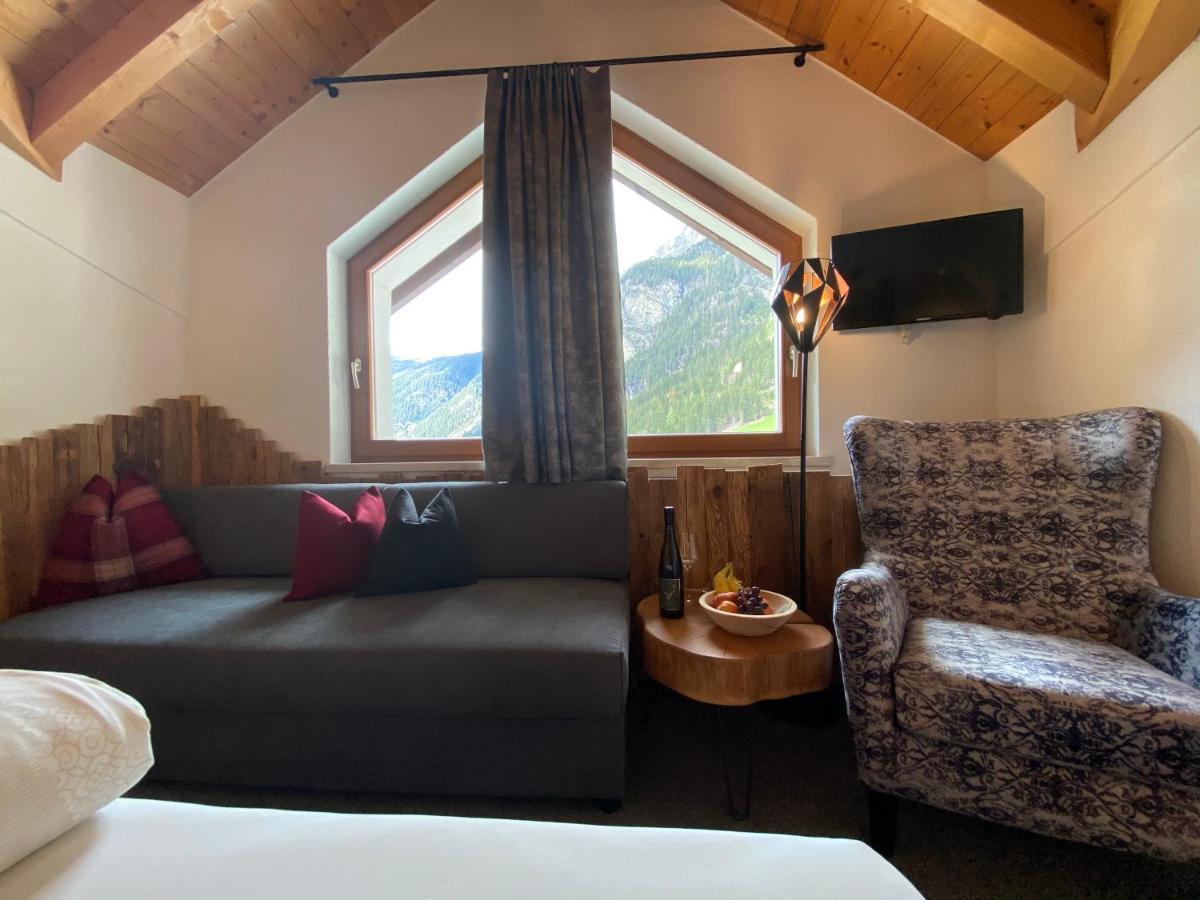 Hotel Jägerhof Kaunertal Exteriör bild