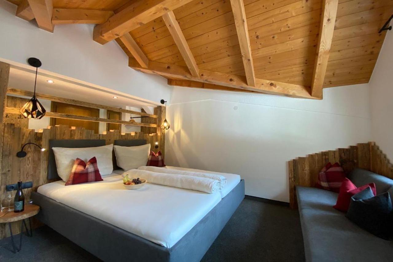 Hotel Jägerhof Kaunertal Exteriör bild