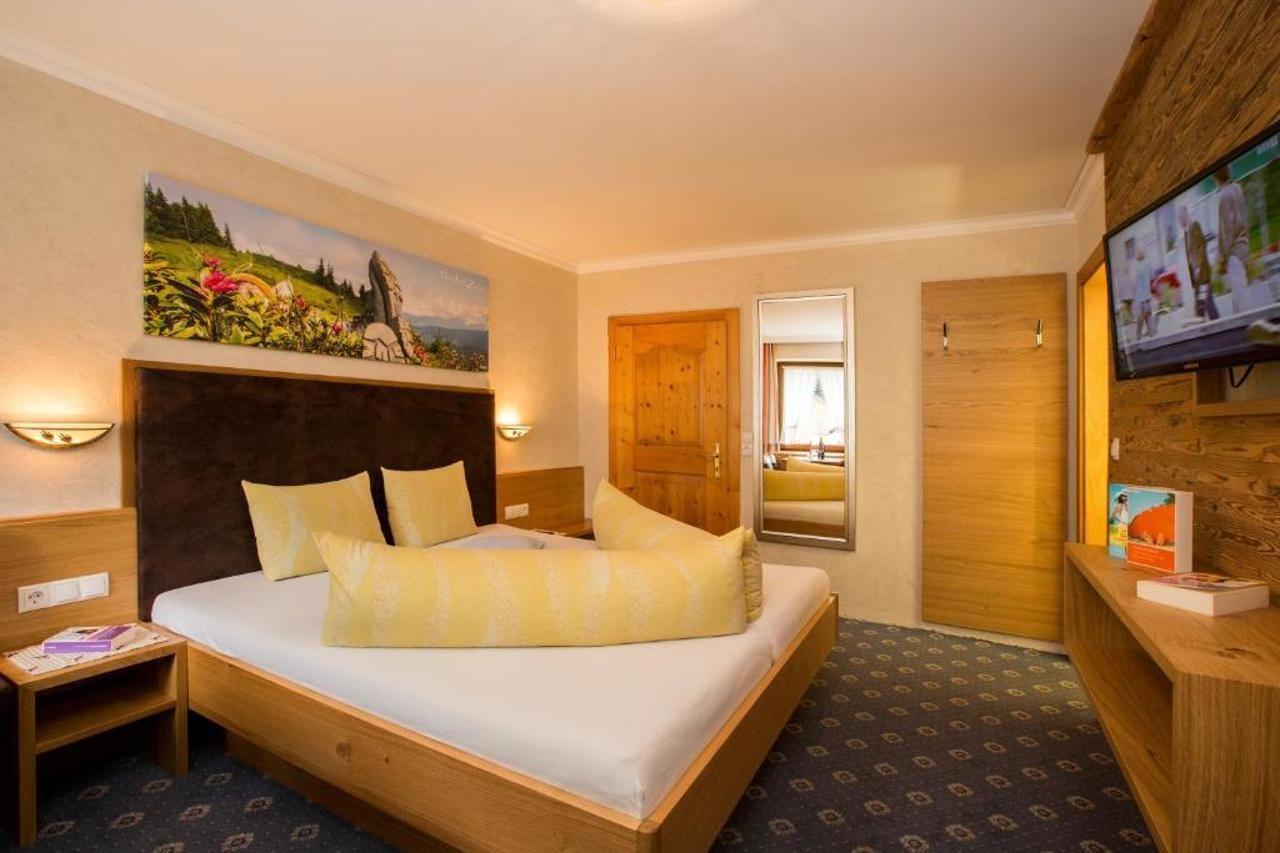 Hotel Jägerhof Kaunertal Exteriör bild