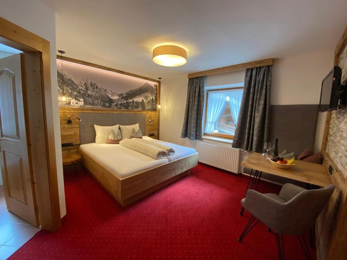 Hotel Jägerhof Kaunertal Exteriör bild